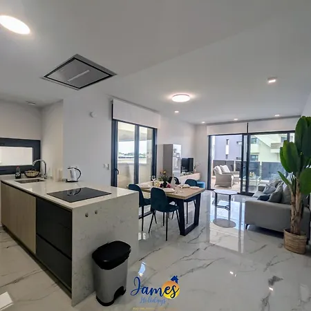 Appartamento Deluxe With Sea Views Pf8 *